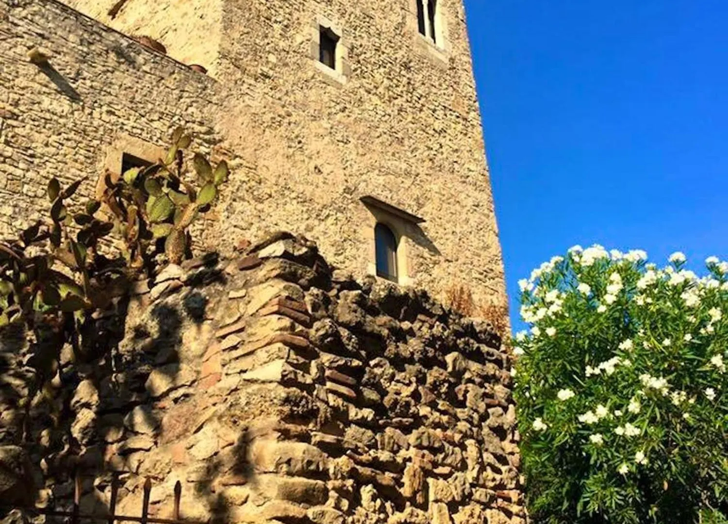 Holiday home Enchanting Medieval Castle In Palau Sator With Private Pool